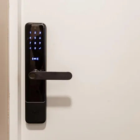 Modern In Siena Tirgus *