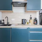 Апартаменты Modern In Siena Tirgus