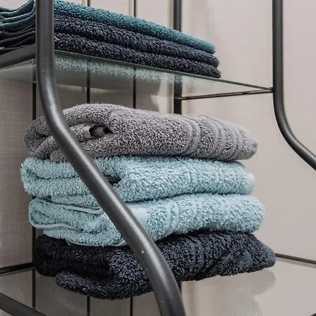 Modern In Siena Tirgus アパート