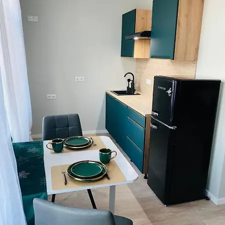 Апартаменты 1-bedroom Loft In Siena Tirgus