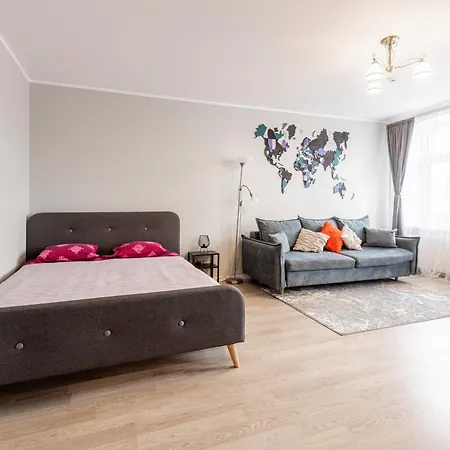 Modern In Siena Tirgus