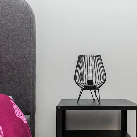 Modern In Siena Tirgus Апартаменти *